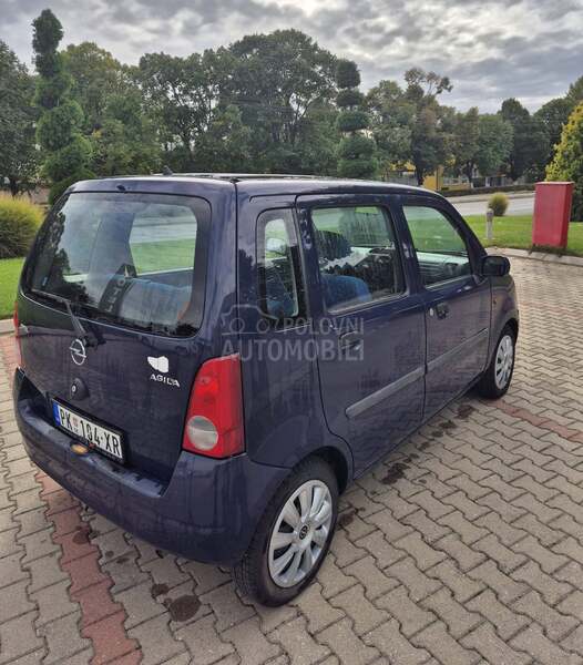 Opel Agila Elegance