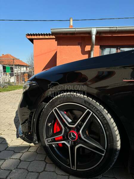 Mercedes Benz A 35 AMG 