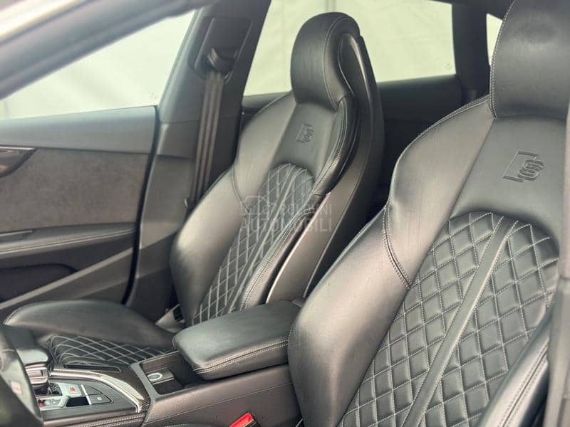 Audi S5 VIRT/BANG/MATRIX