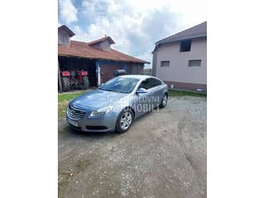 Opel Insignia 2.0 TURBO EDITION WR