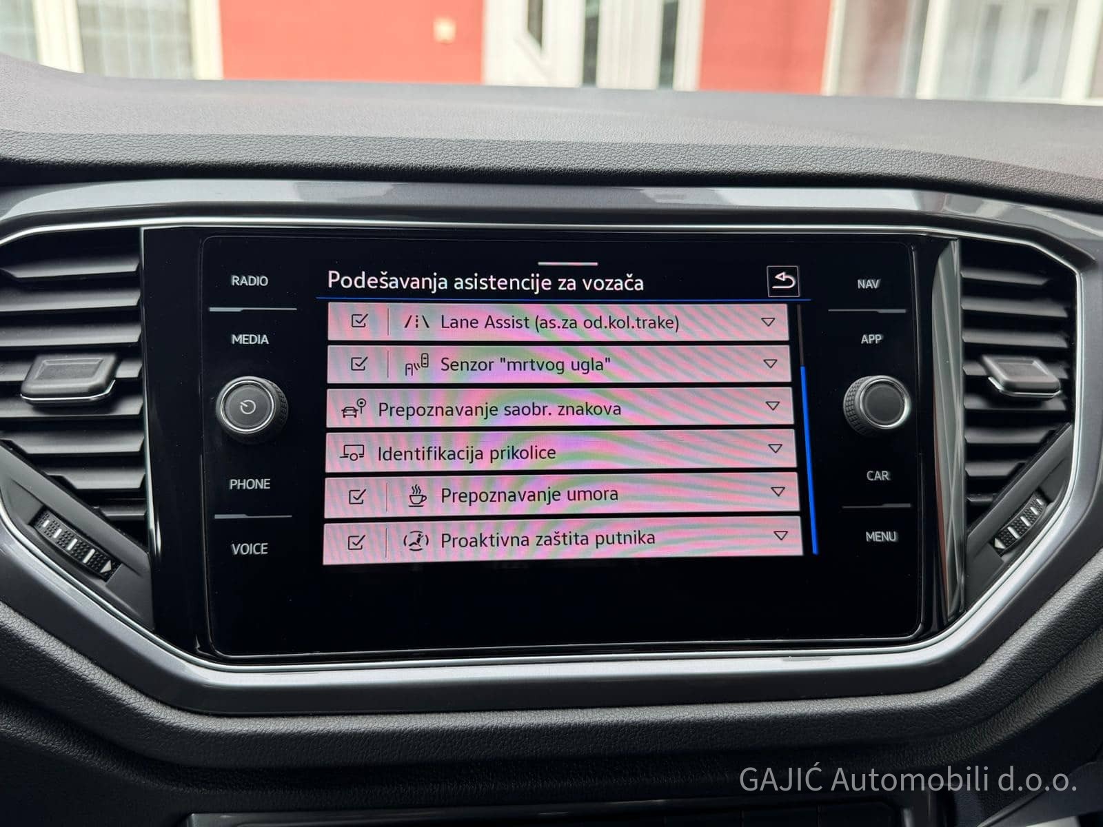 Volkswagen T-Roc 2.0TDI DSG 4M