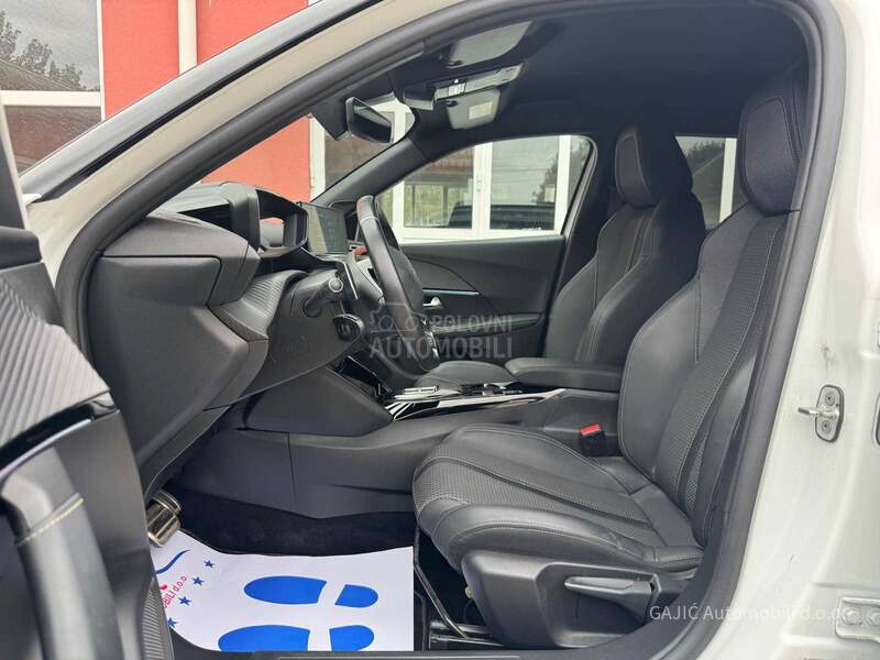 Peugeot 2008 GT LINE