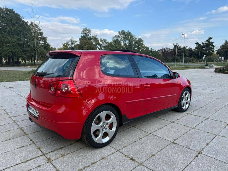 Volkswagen Golf 5 GTI Bwa