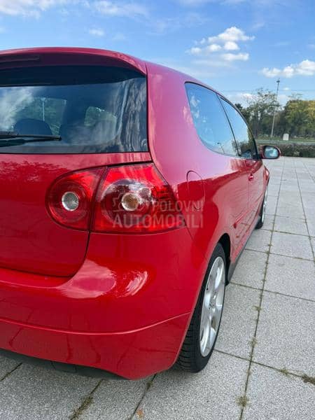 Volkswagen Golf 5 GTI Bwa