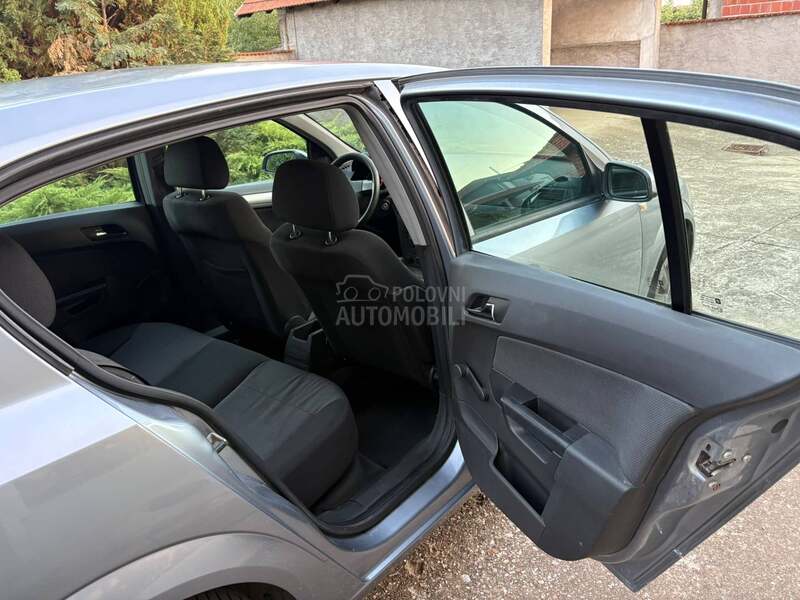 Opel Astra H CDTI