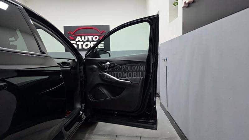 Opel Grandland 1.2 Business