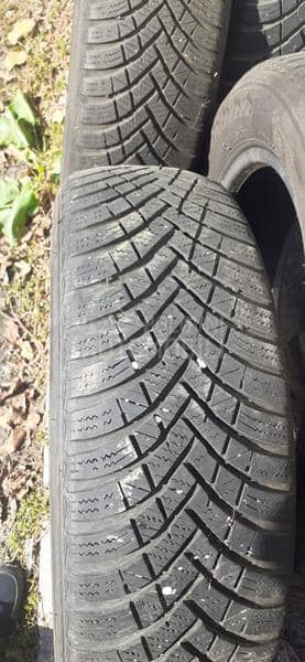 Pirelli 205/55 R16 Zimska