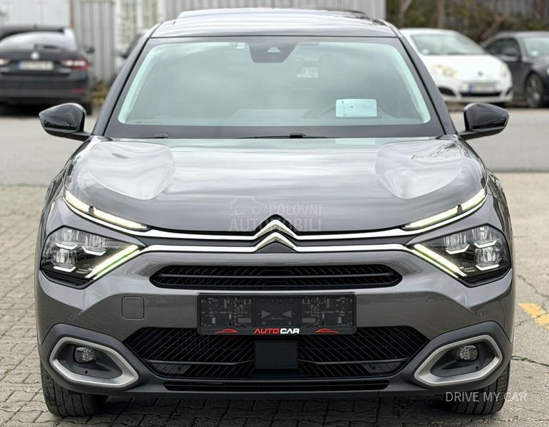 Citroen C4 1.2 SHINE EAT 130