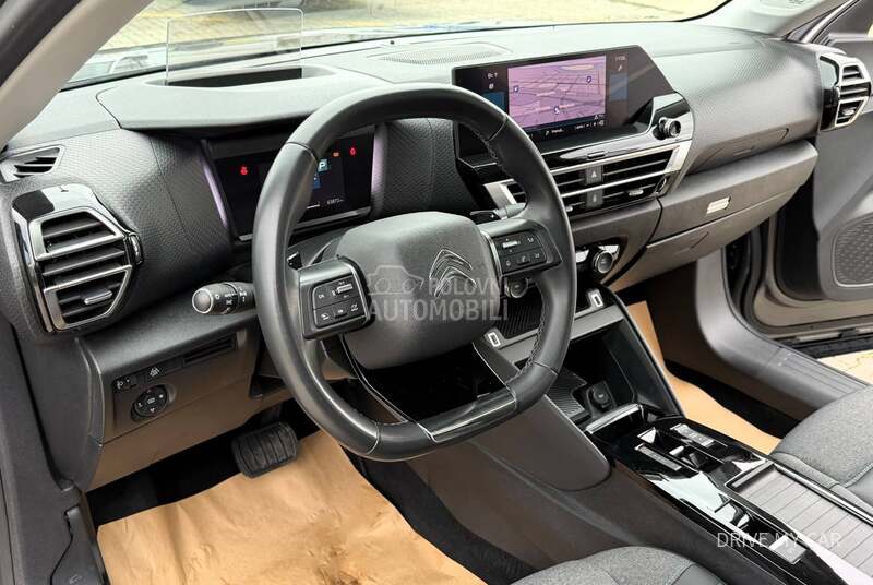 Citroen C4 1.2 SHINE EAT 130