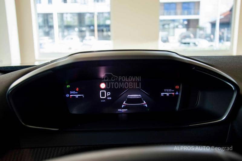 Peugeot 2008 1.2 ALLURE