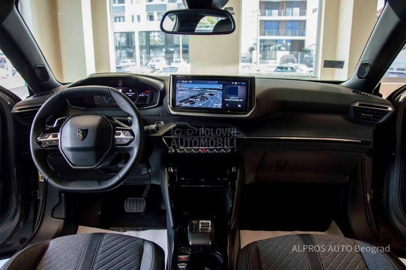 Peugeot 2008 1.2 ALLURE