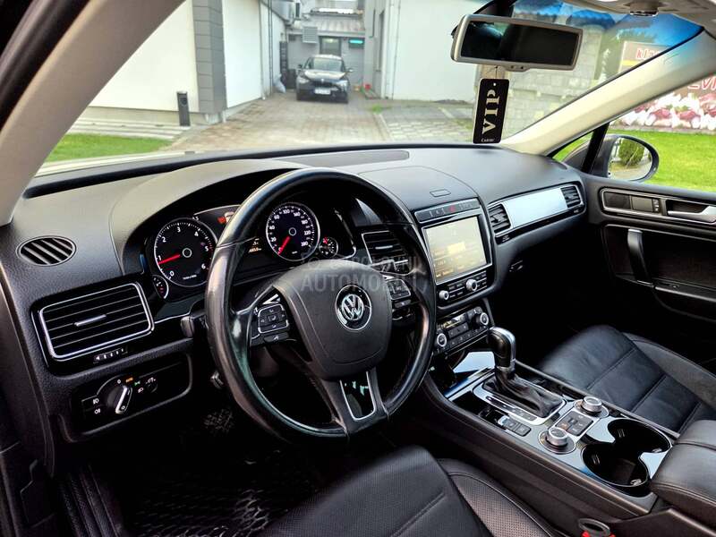 Volkswagen Touareg 3.0Tdi/Vazduh/Led