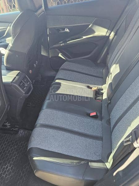 Peugeot 3008 2,0