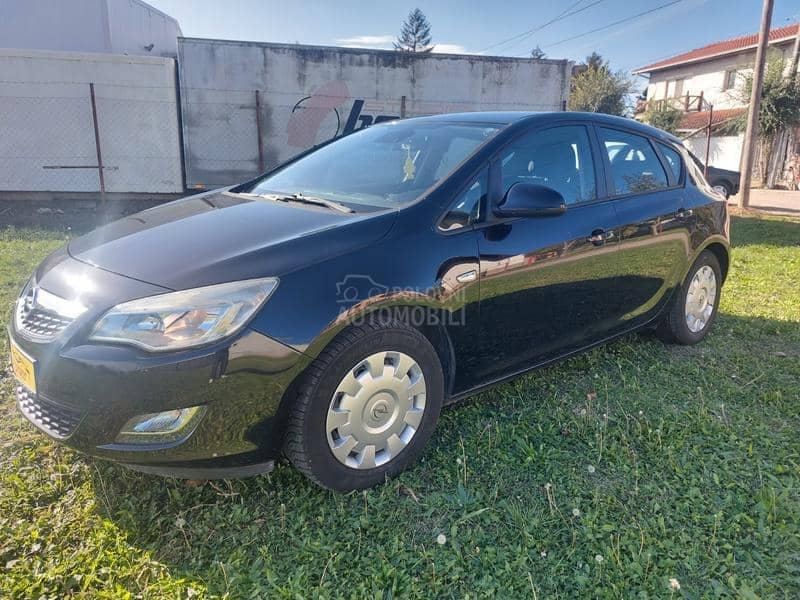 Opel Astra J 1.7CDTI