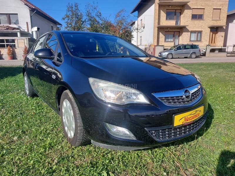 Opel Astra J 1.7CDTI