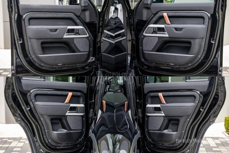 Land Rover Defender SE D250