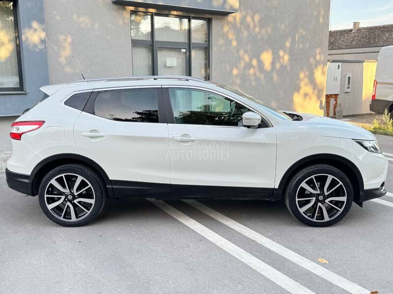 Nissan Qashqai TEKNA/PANO/360/KOŽA