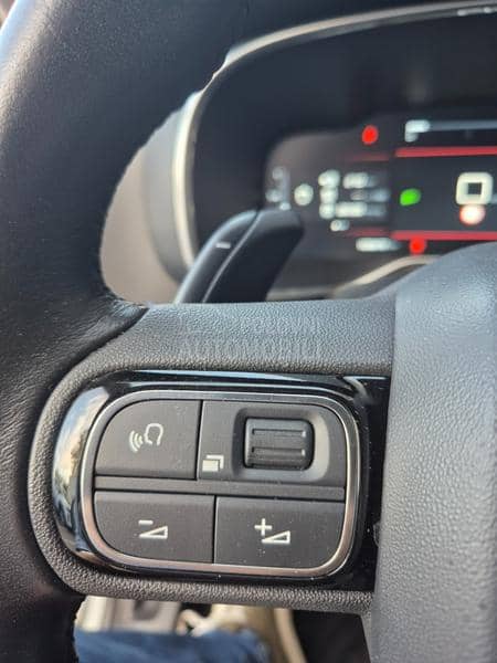 Citroen C5 Aircross 1.5 HDI SHINE EAT8