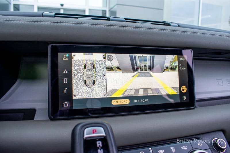 Land Rover Defender SE D250