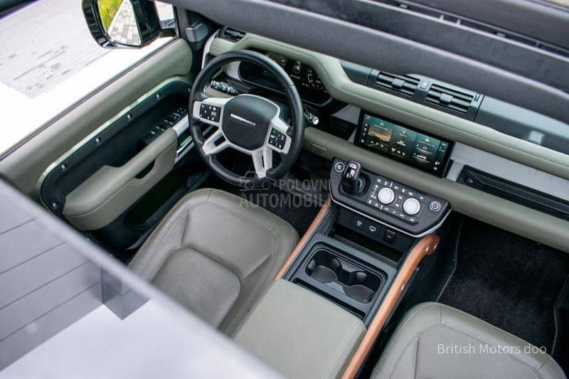 Land Rover Defender SE D250