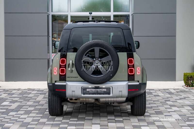 Land Rover Defender SE D250