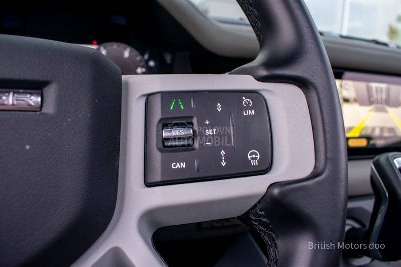 Land Rover Defender SE D250