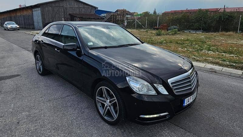 Mercedes Benz E 200 