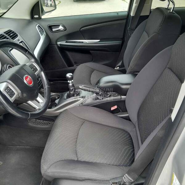Fiat Freemont 7 sedista, 2012