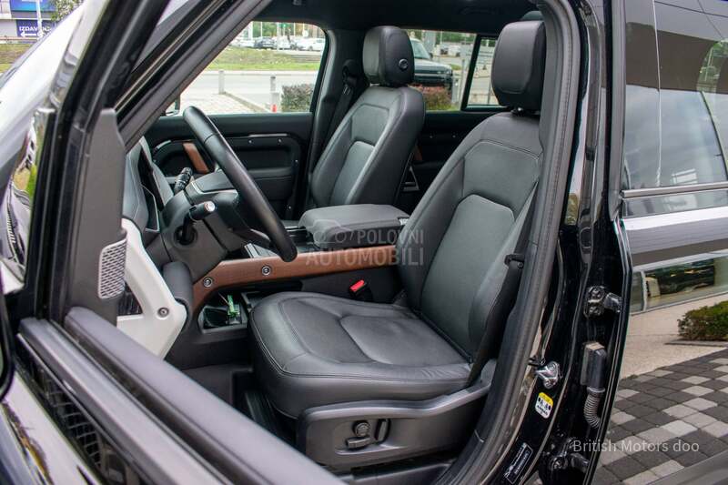 Land Rover Defender SE D250