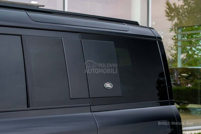Land Rover Defender SE D250