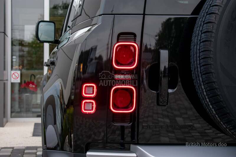 Land Rover Defender SE D250