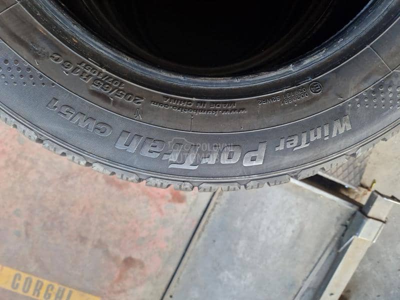 Kumho 205/65 R16 Zimska