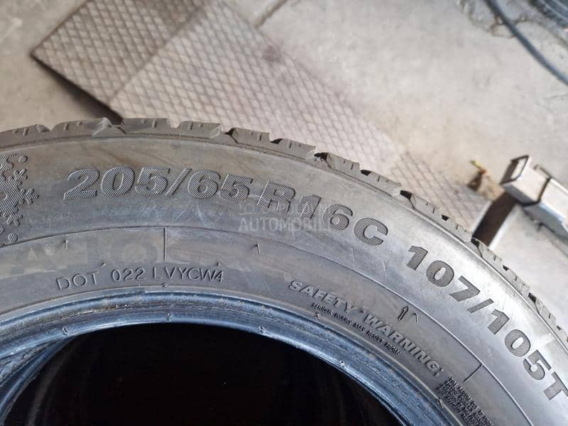 Kumho 205/65 R16 Zimska