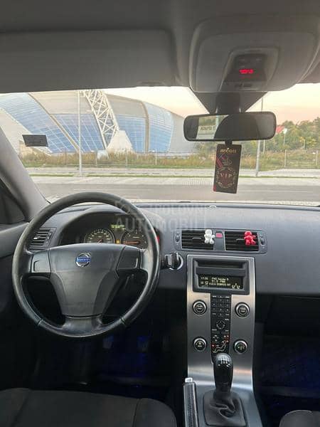 Volvo S40 1.6 hdi  1 0 9 k s