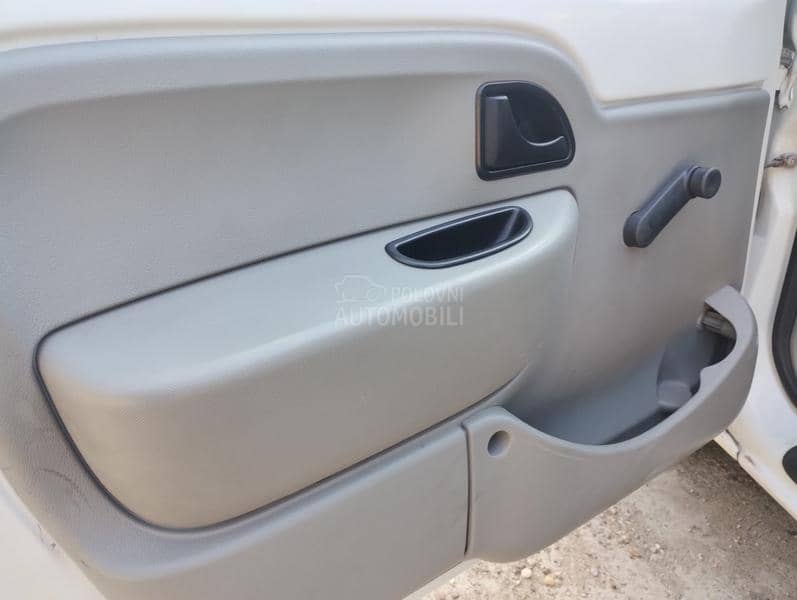 Renault Kangoo  Renault Kangoo