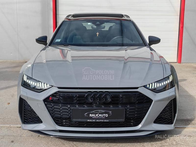 Audi RS6 AIRMATIC/HIBRID