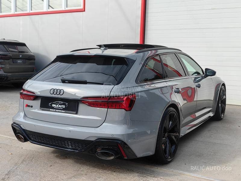 Audi RS6 AIRMATIC/HIBRID