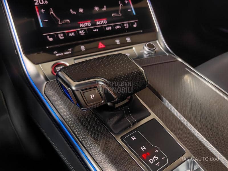 Audi RS6 AIRMATIC/HIBRID