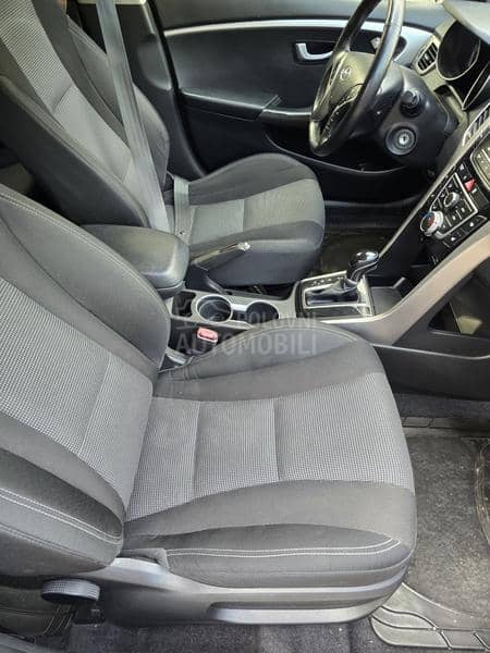 Hyundai i30 1.6/SW/Aut/Premium