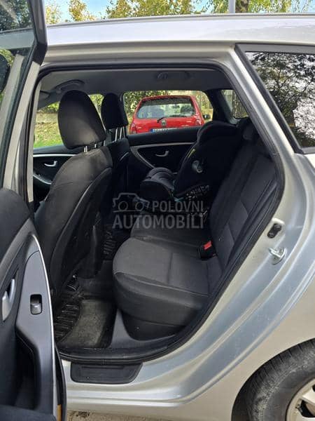 Hyundai i30 1.6/SW/Aut/Premium