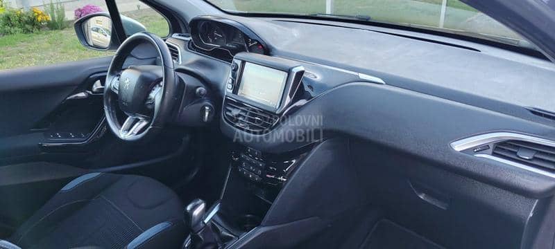 Peugeot 208 1.6 eHdi/Allure Peugeot 208 1.6 eHdi/Allure