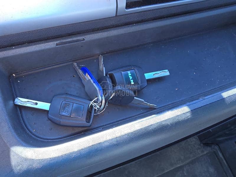 MAN TGX 18.480 MEGA tegljač