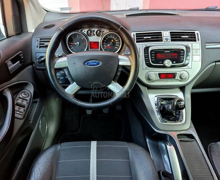 Ford Kuga TITANIUM/PANO