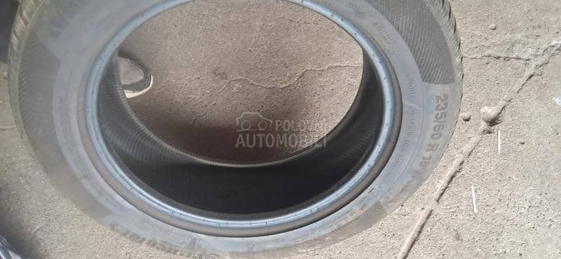 Continental 235/60 R18 Zimska