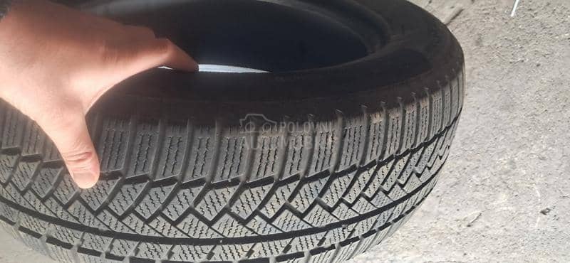 Continental 235/60 R18 Zimska