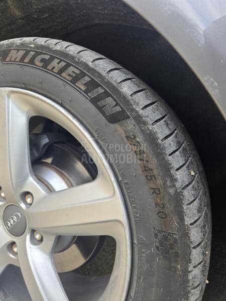 Audi Q7 3.0 quatro air