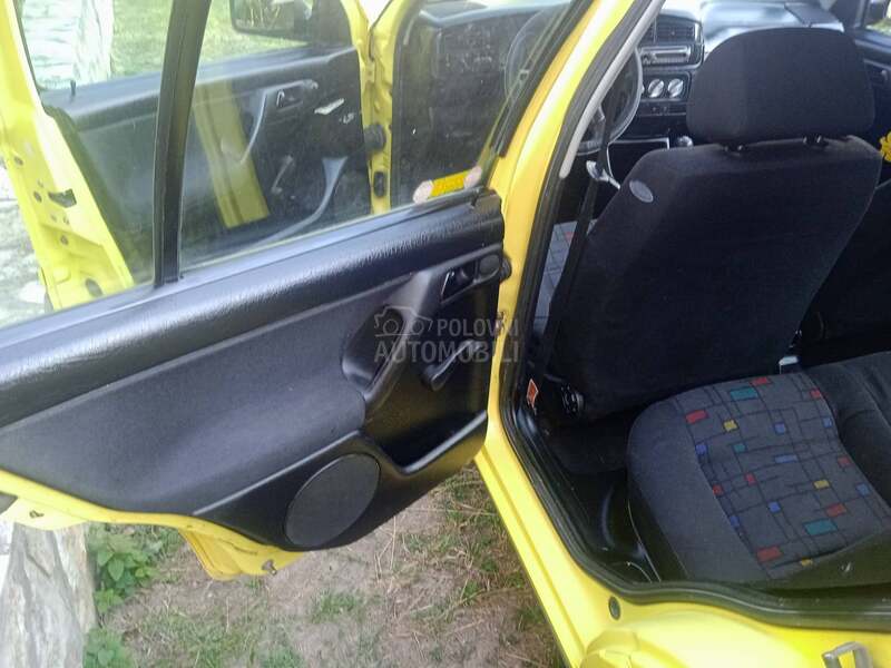 Volkswagen Golf 3 1.8