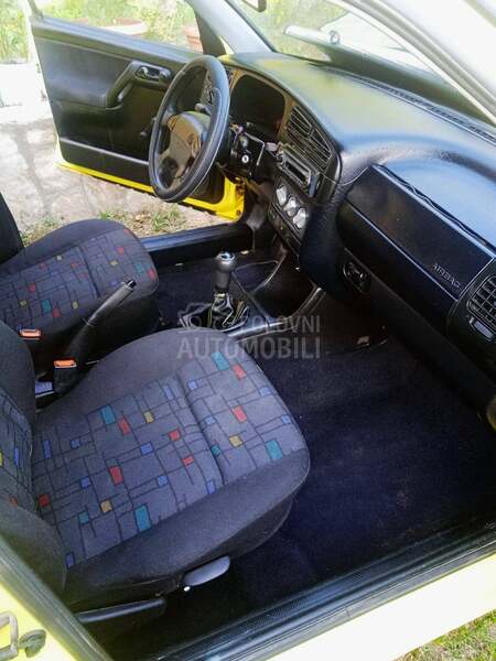 Volkswagen Golf 3 1.8