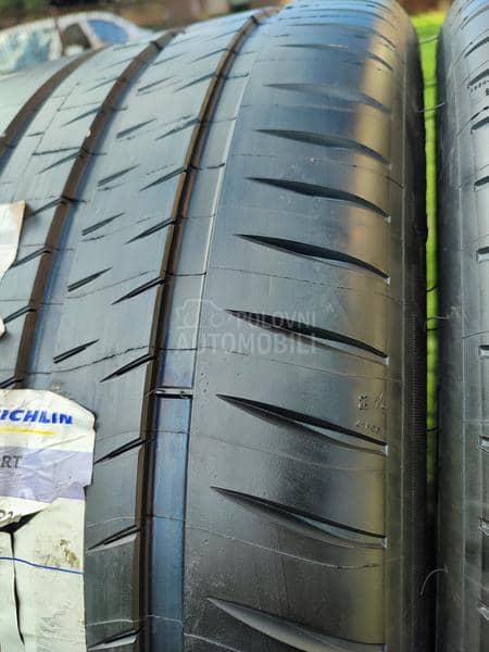 Michelin 325/30 R21 Letnja