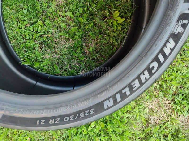 Michelin 325/30 R21 Letnja
